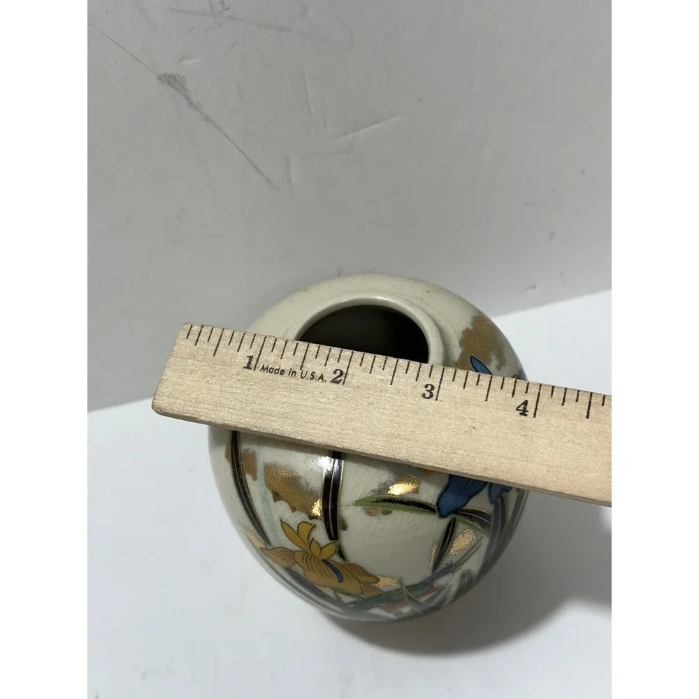 Toyo vintage vase